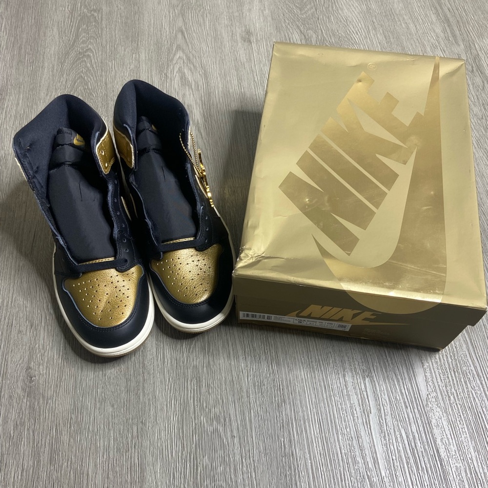 Air Jordan 1 Retro Hi OG Black Gold Mens Shoe Size 8 Gold DZ5485-071 NWT - Picture 9 of 16